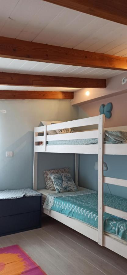Beautiful Chalet With Wifi And Free Parking Arona  Eksteriør bilde