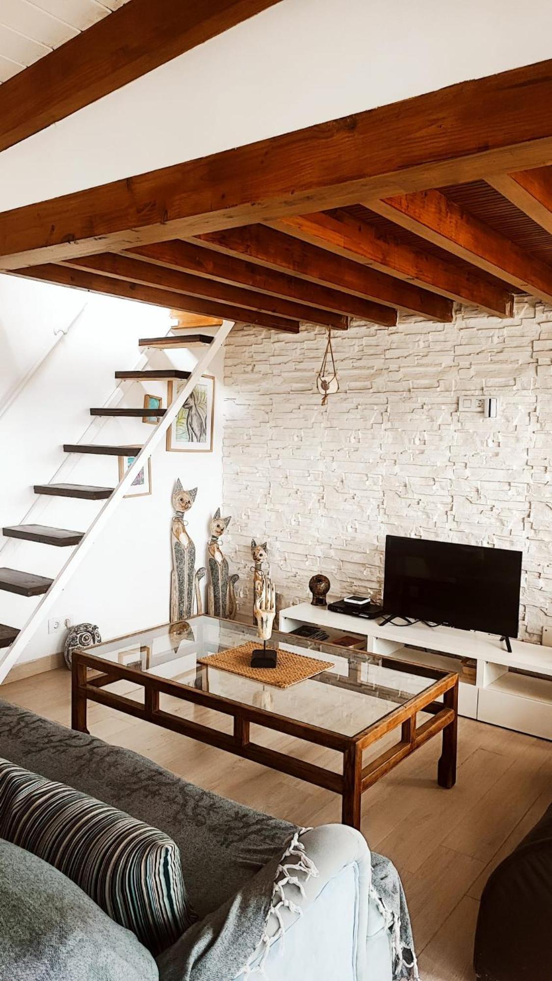 Beautiful Chalet With Wifi And Free Parking Arona  Eksteriør bilde